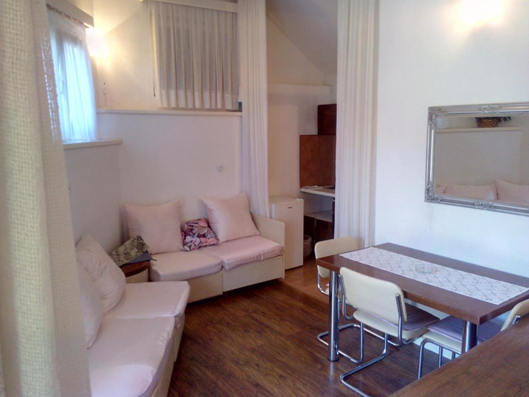 Collins Apartments Pula Rum bild